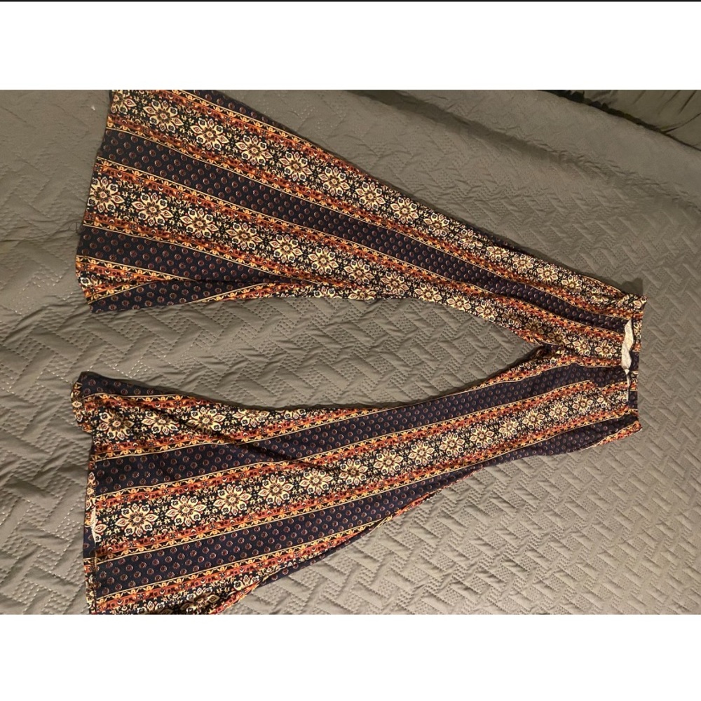 Printed Flare pants!